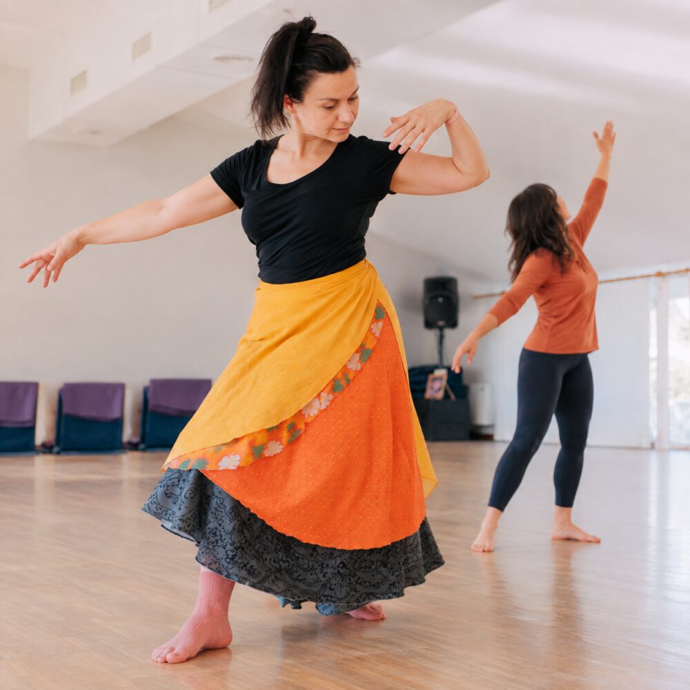 Flowing movement practice for Dance Alchemy Advanced Training